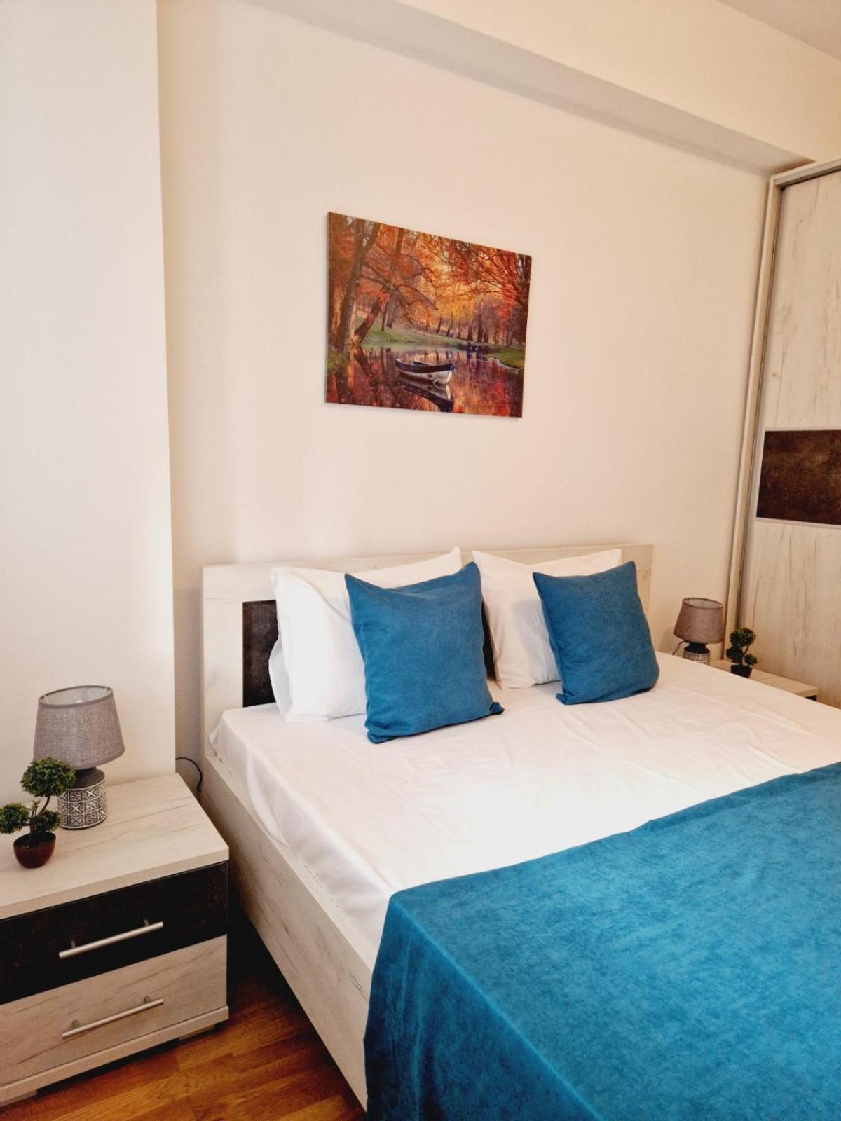 Kamche Lux Apartment Скопие Екстериор снимка