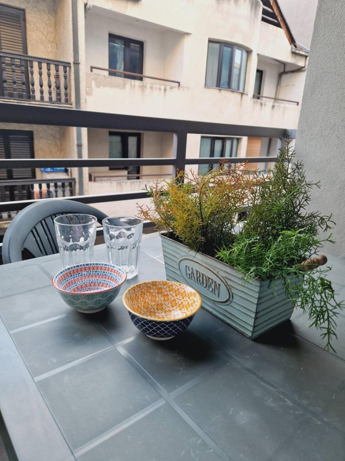 Kamche Lux Apartment Скопие Екстериор снимка